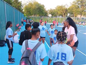 coach chaniah giving the pregame talk